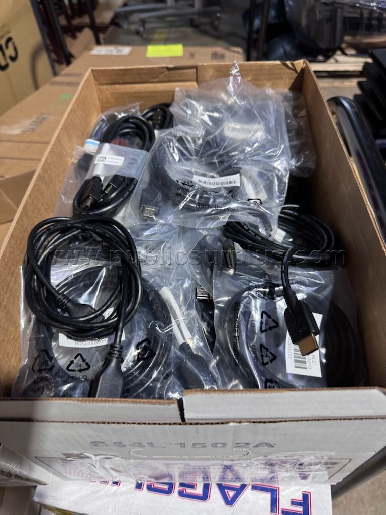 Lot of 5ft HDMI to HDMI cables — photo 1