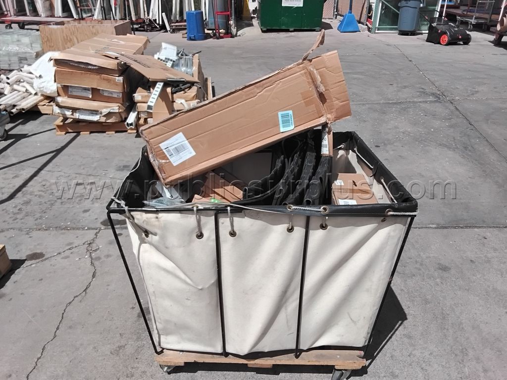 Miscellaneous Automotive Parts - Yard — photo 1