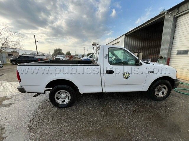 2003 Ford F-150 Regular Cab — photo 1