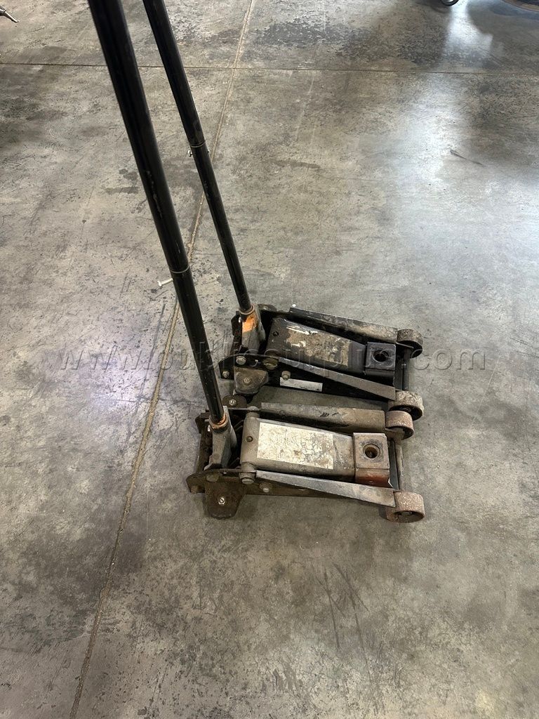Lot of 2- Craftsman 3- Ton Floor Jacks — photo 1