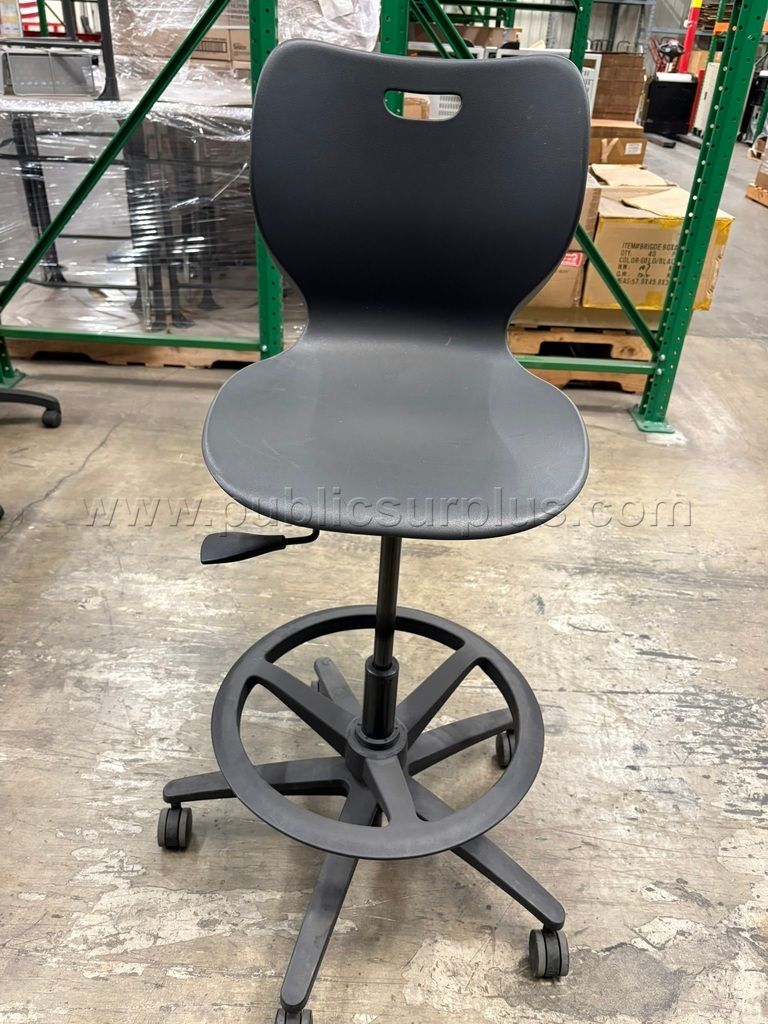 Tall black rolling chair — photo 1