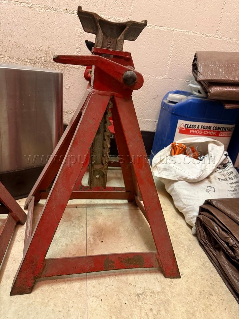 Heavy-Duty A-Frame Jack Stand — photo 1