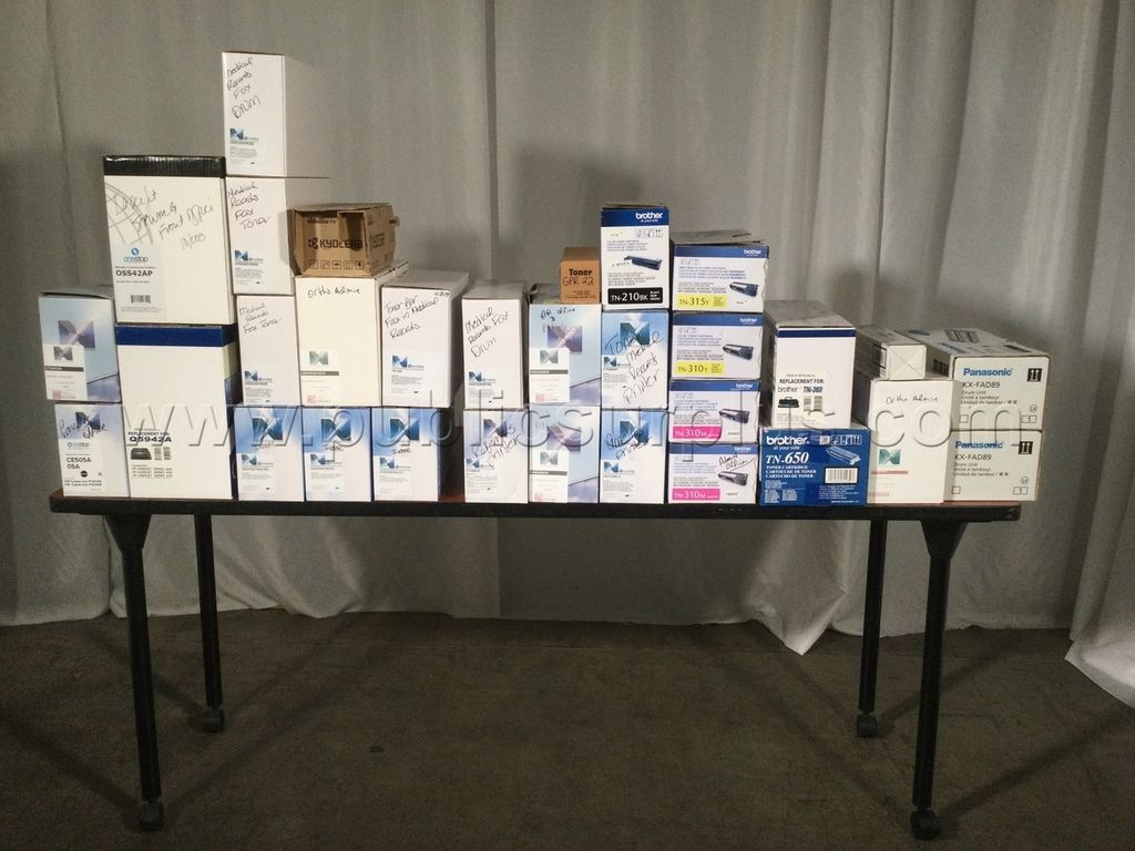 Lot of (31) Assorted Toners - 2986 — photo 1