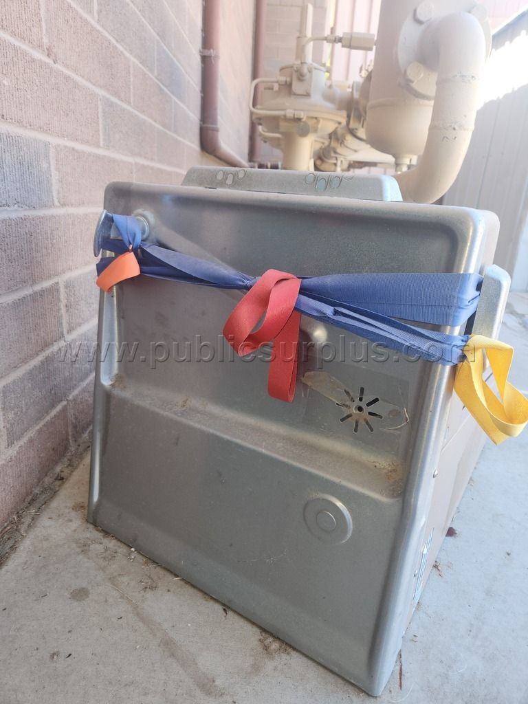 Water Fountain — photo 1