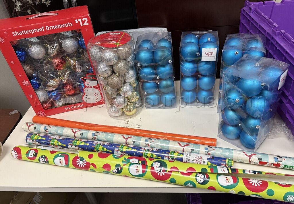 Auction#411- Christmas ornaments — photo 1