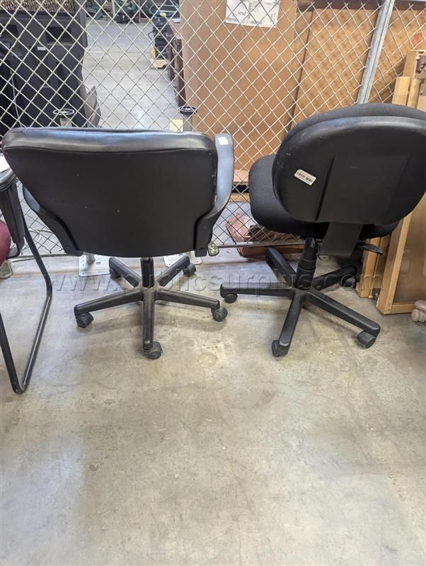 #68 OFFICE CHAIRS — photo 1