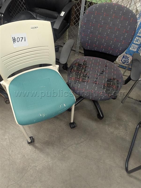 #71 OFFICE CHAIRS — photo 1