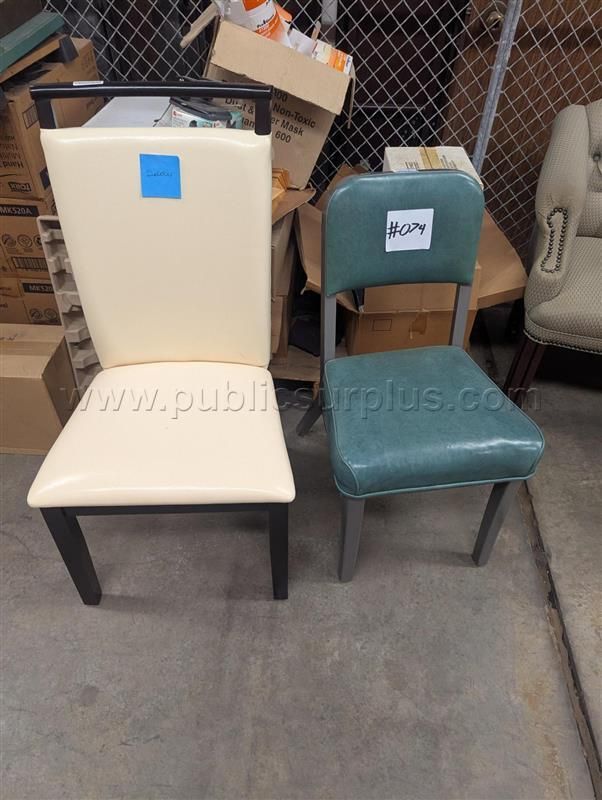 #74 LOBBY CHAIRS — photo 1