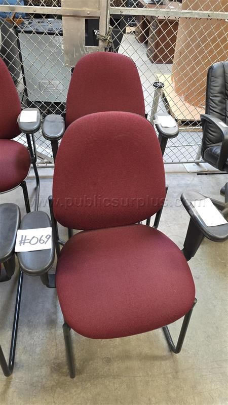 #69 LOBBY CHAIRS — photo 1