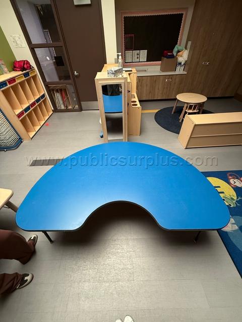 Preschool Half Moon Tables (Wood)