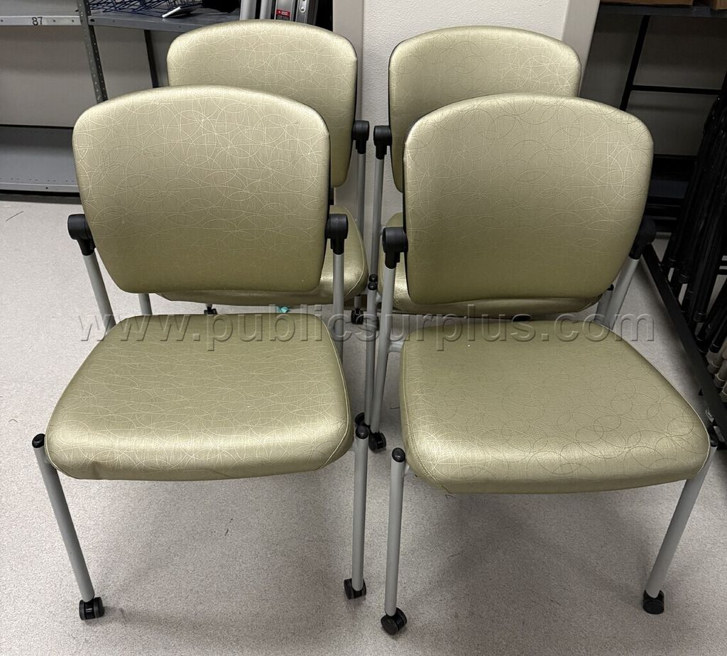 Auction#422- Guest chairs — photo 1