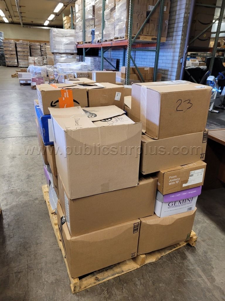 1 PALLET OF USED LIBRARY BOOKS — photo 1