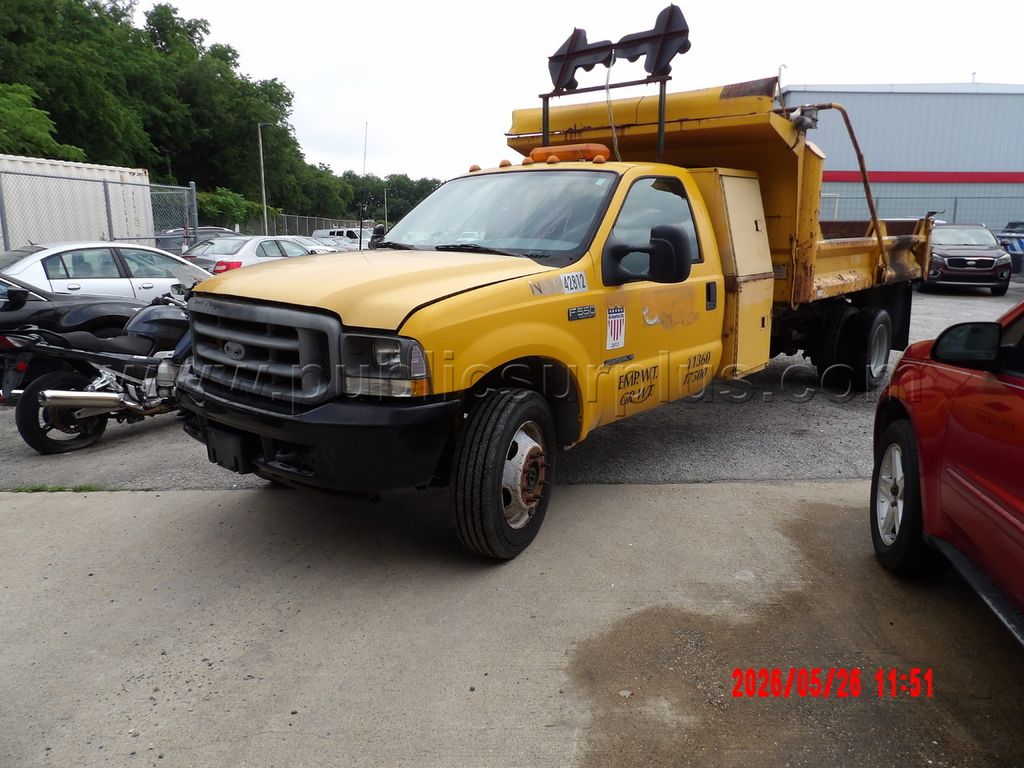 2003 Ford F 550 — photo 1
