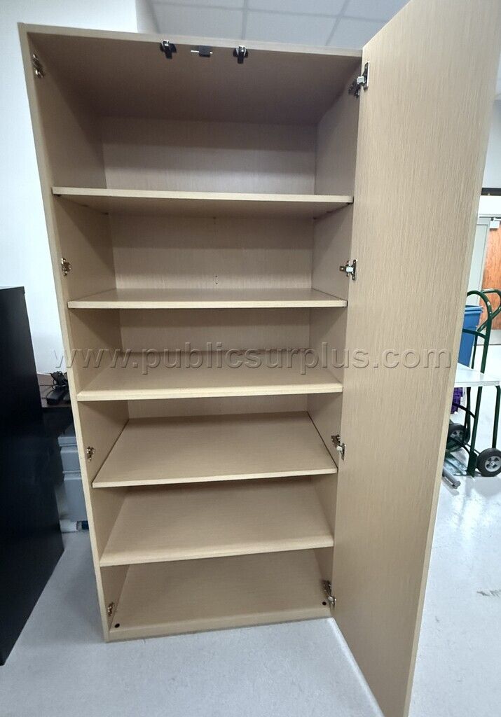 Auction#425- Storage cabinet — photo 1