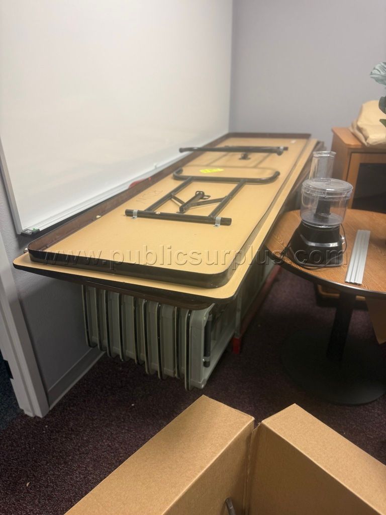 Folding Tables — photo 1