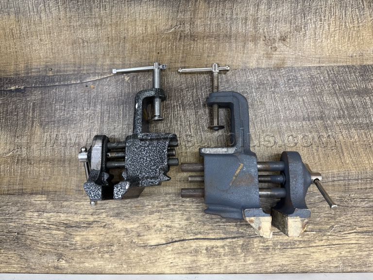 (2) Small Bench Vises — photo 1