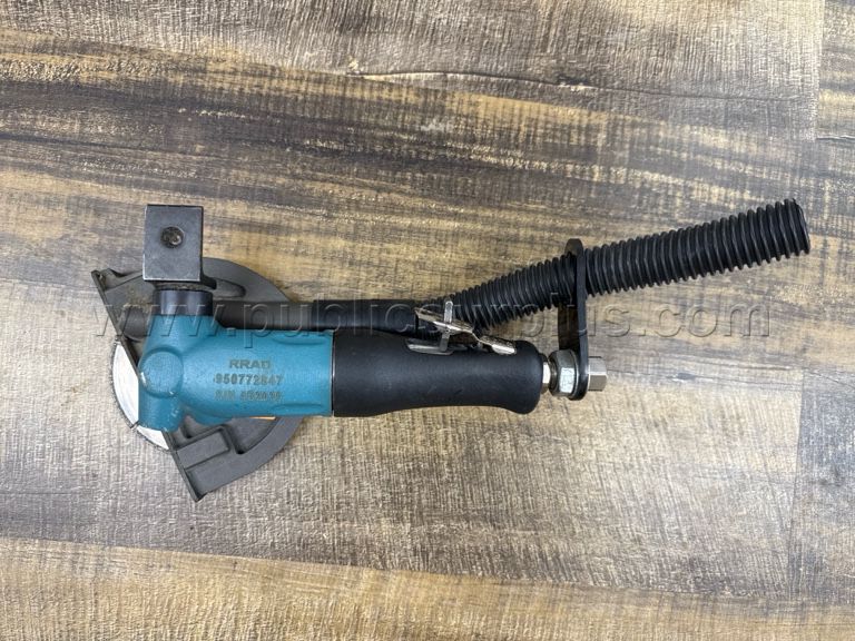 Dynabrade 5" Dia. Right Angle Vacuum Cut-Off Wheel Tool Model 52615 — photo 1