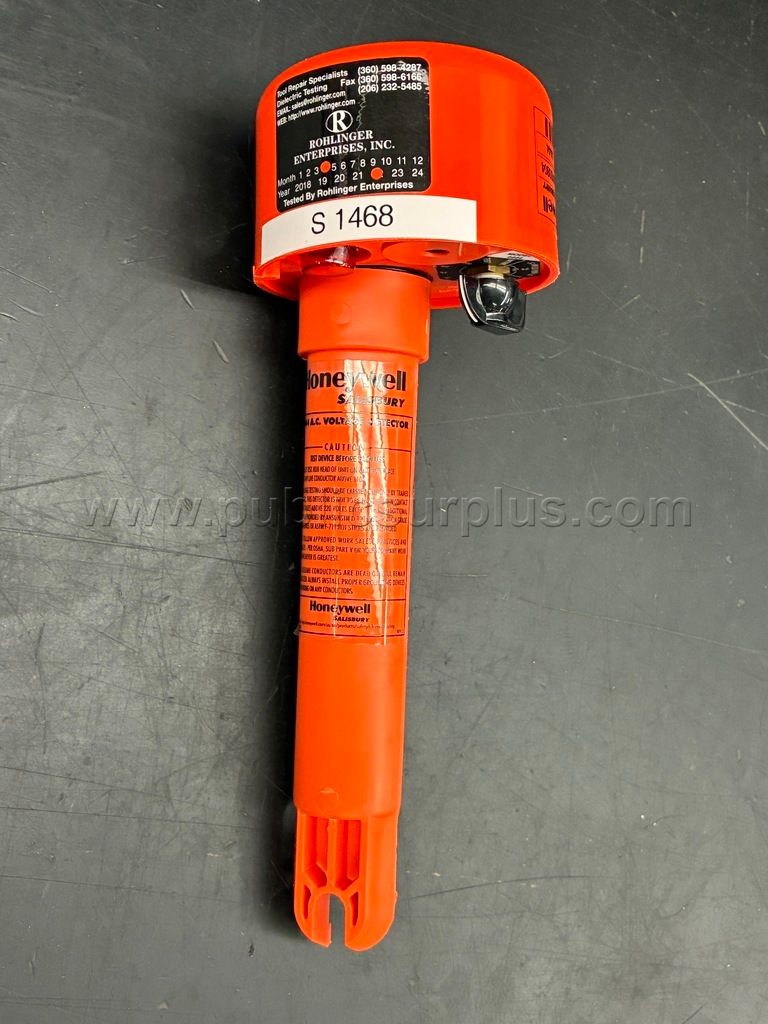 Utility Company Owned Surplus - Used Salisbury Voltage Detector Model 4444 — photo 1