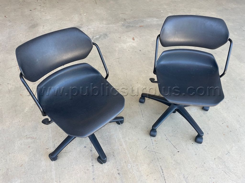 Student Dorm Task Chairs (Lot of 2) DD - (0714) — photo 1