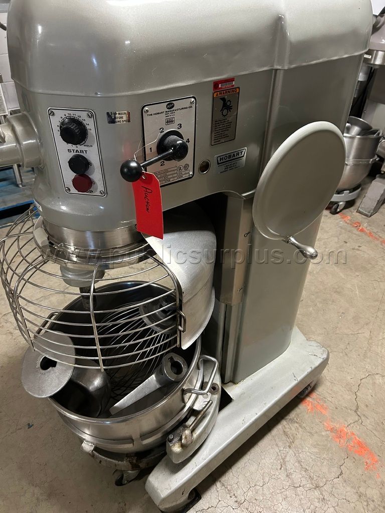 HOBART H600 60Qt COMMERCIAL MIXER — photo 1
