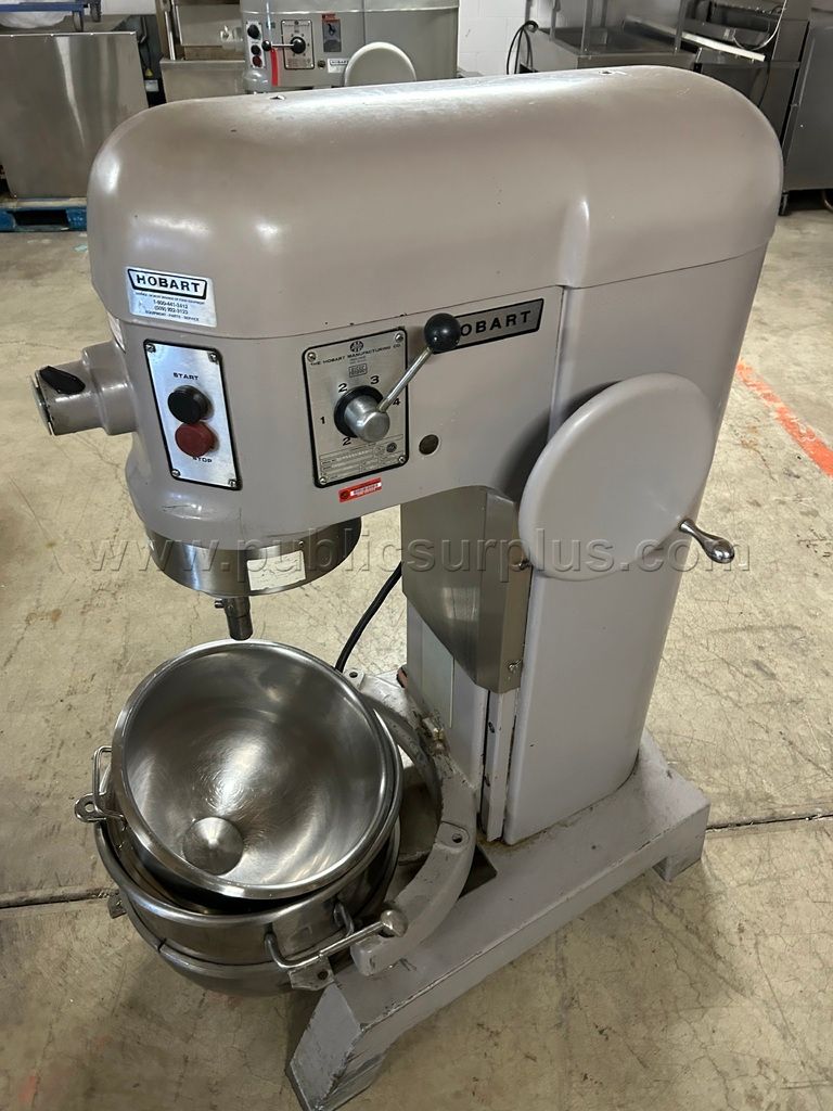 HOBART H600 60Qt COMMERCIAL MIXER — photo 1