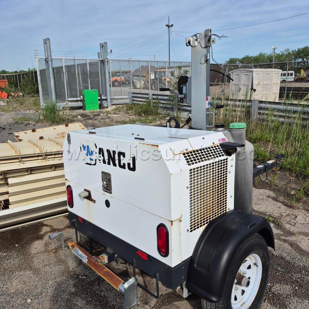 2018 WANCO WILT PORTABLE LIGHT TOWER TRAILER (USED) — photo 1