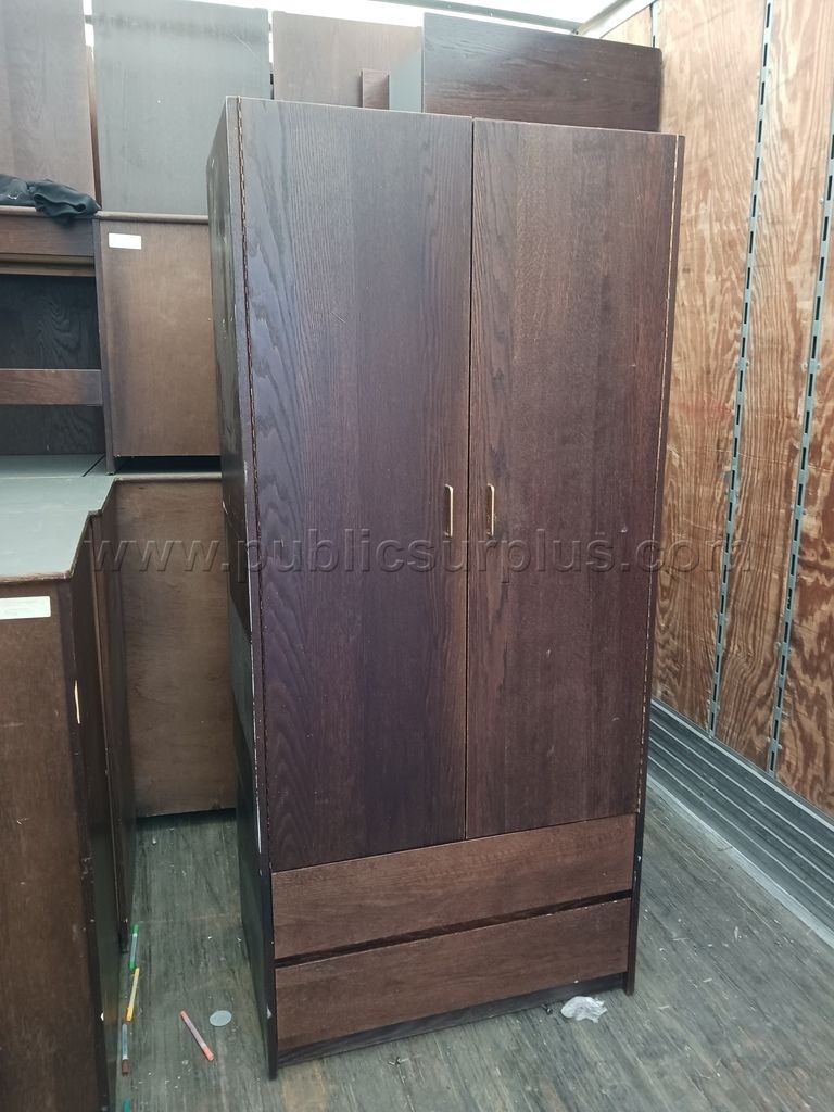 Dorm wardrobe — photo 1