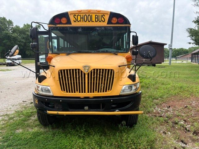 2013 International 66-Passenger School Bus — photo 1