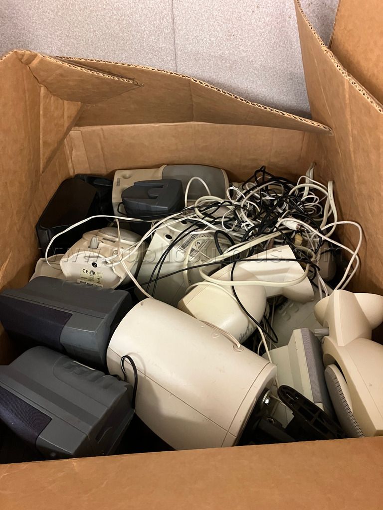 Lot 14B- 30 Speakers — photo 1