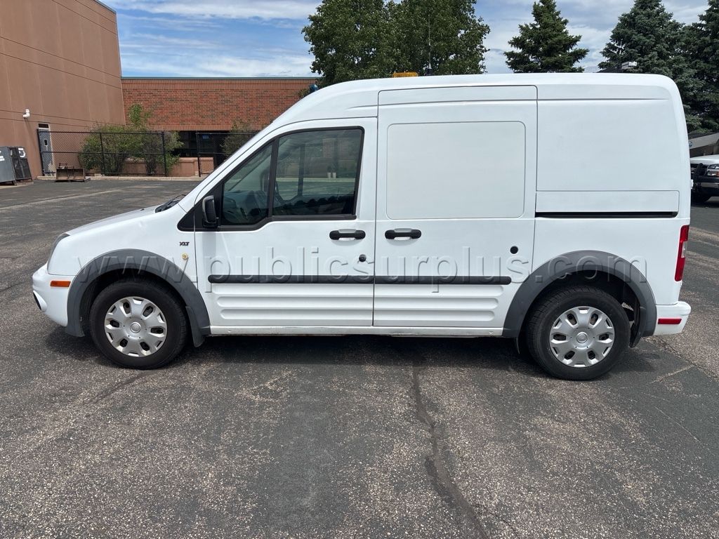 Ford Transit Connect — photo 1