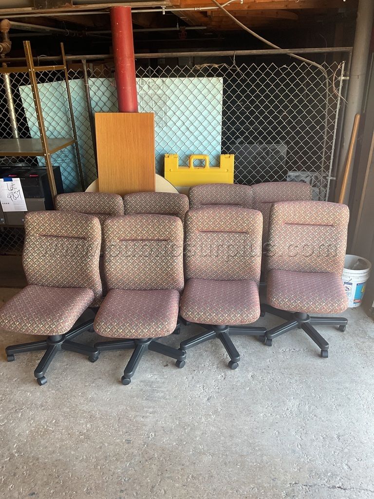 8-Rolling Office Chairs Lot # 4860 — photo 1