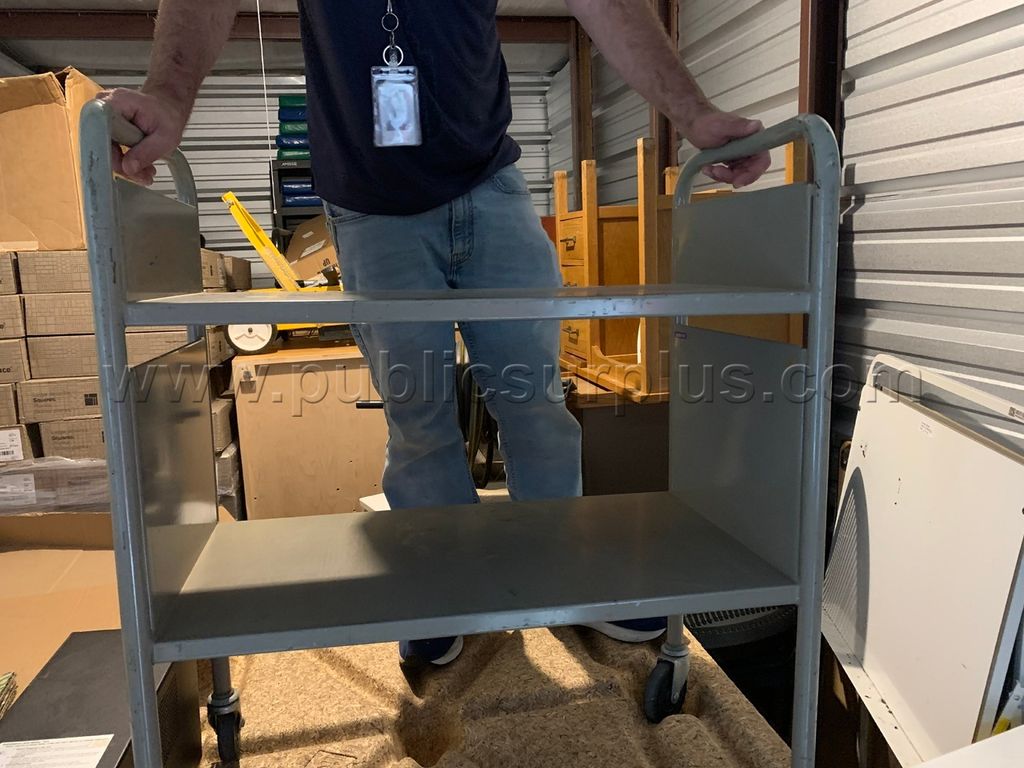 Book Cart — photo 1