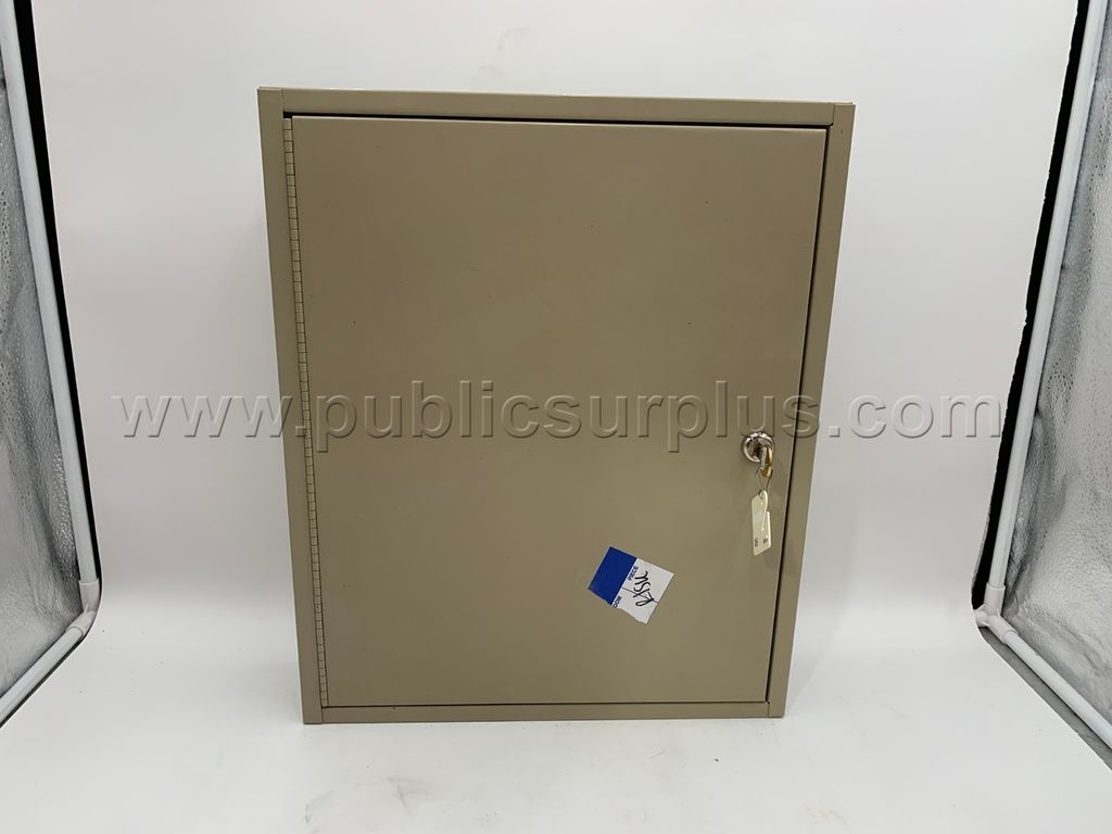Key Locker - Shipping $20 /KK — photo 1