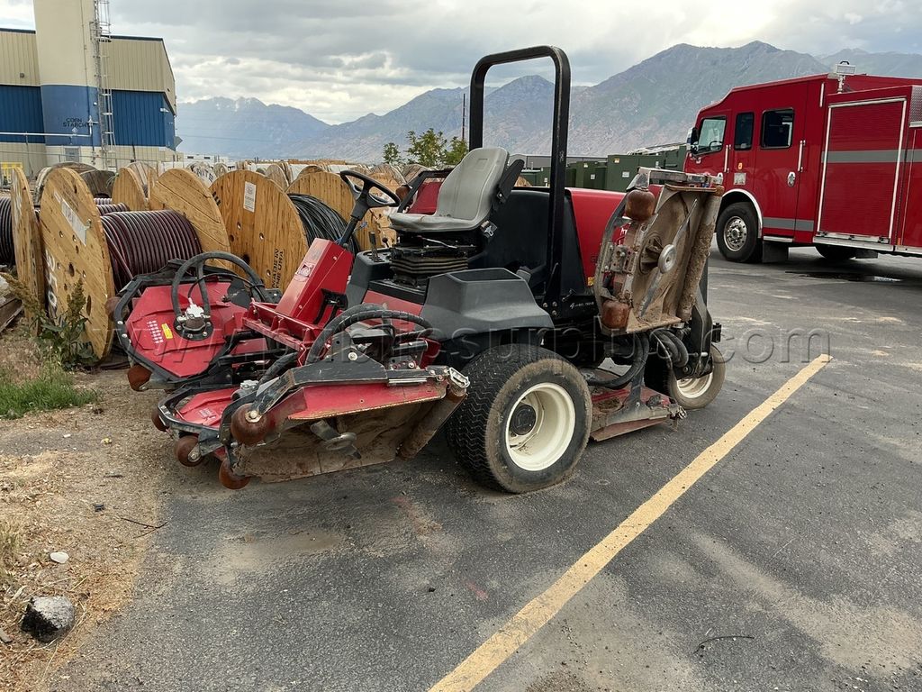 2009 Toro 4700D Mower — photo 1