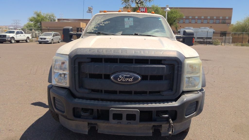 ADOT - D963 / 855D - 2012 FORD F550 TRUCK 2 TON EXT CAB FB W/LIFTGATE — photo 1