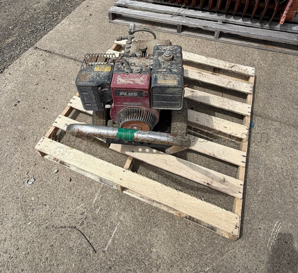 Industrial Plus Gas Powered Pressure Washer - Commercial Unit - Unknown Conditio — photo 1