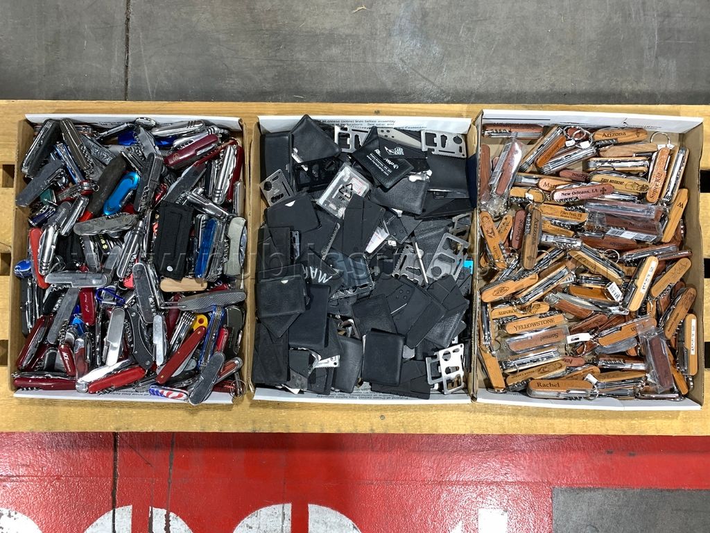 Pocket & Wallet Knives /KK — photo 1