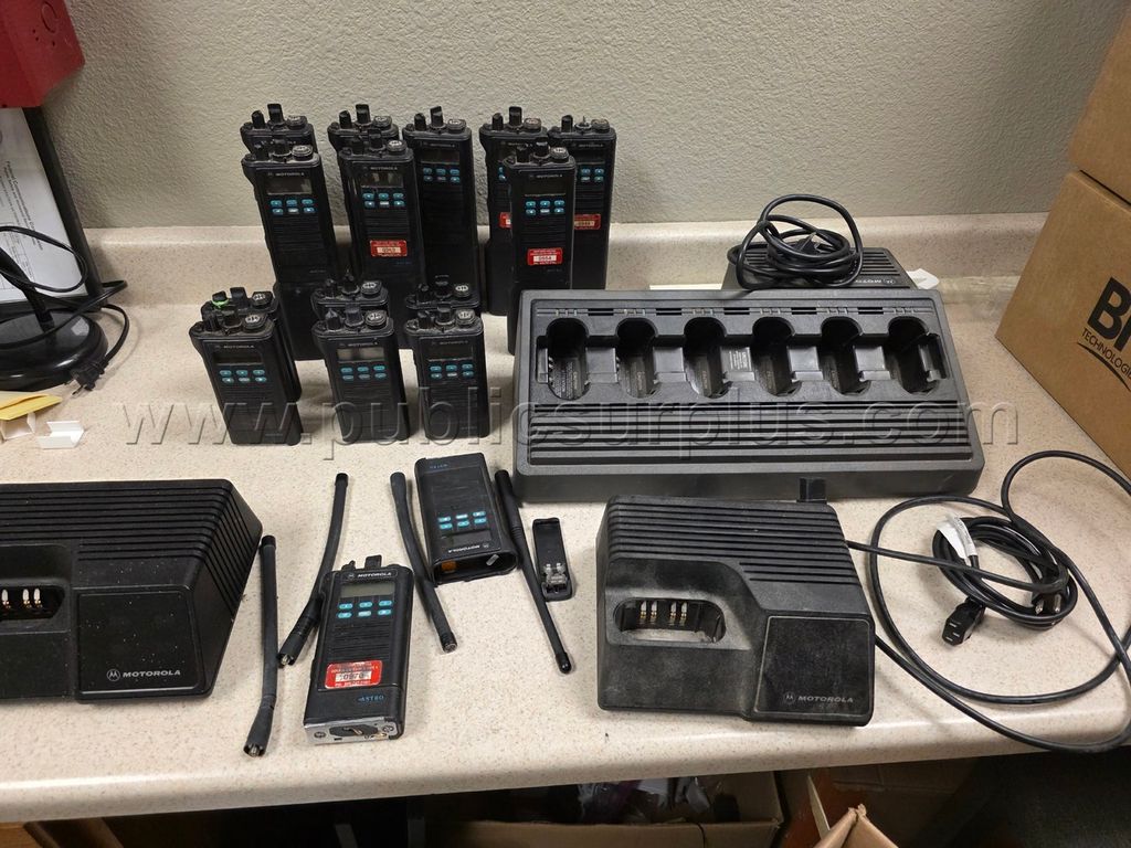 Motorola Radio Lot — photo 1