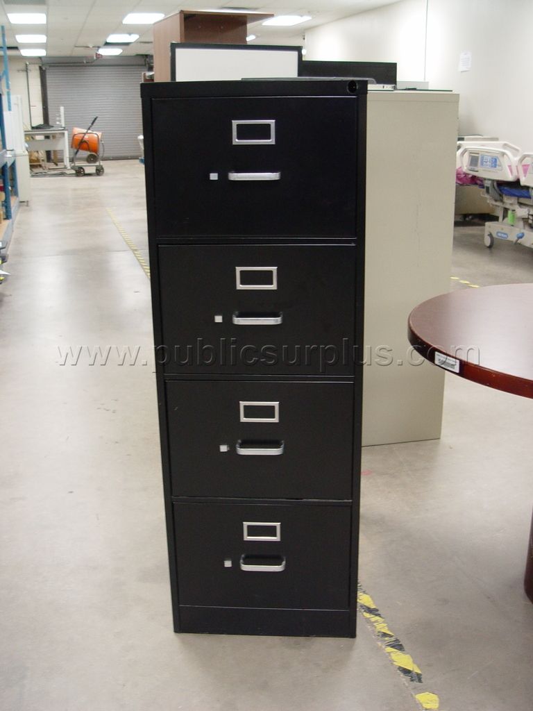 4 Drawer File Cabinet 18" x 27" x 52" — photo 1