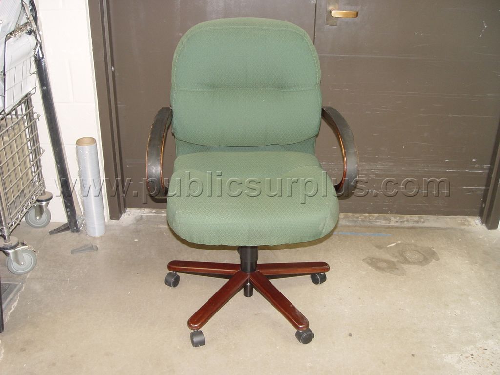 Green Rolling Chair — photo 1