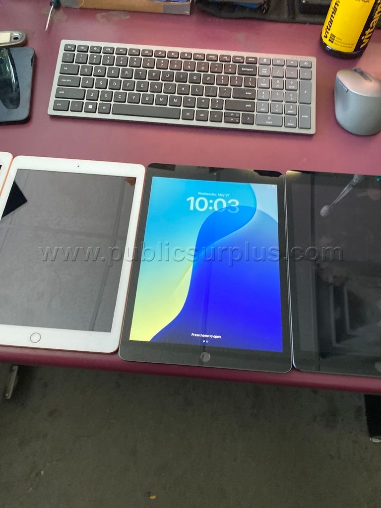 (6) iPads - Z1 - RC — photo 1