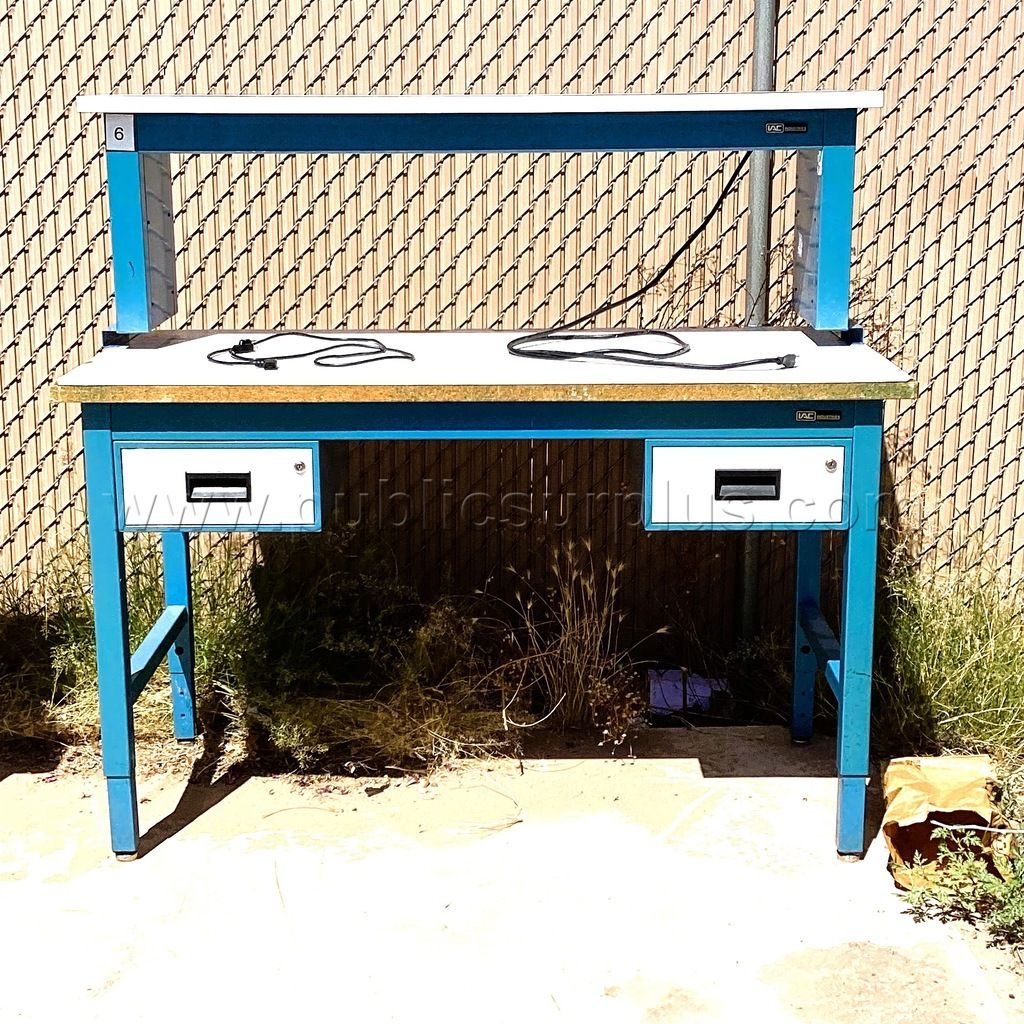 Work Table with Attachable/Detachable Hutch — photo 1