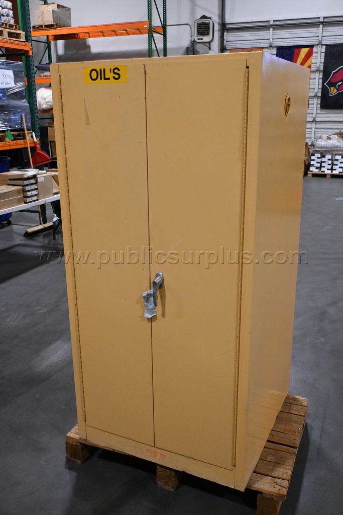 Lyon Flammables Storage Cabinet — photo 1