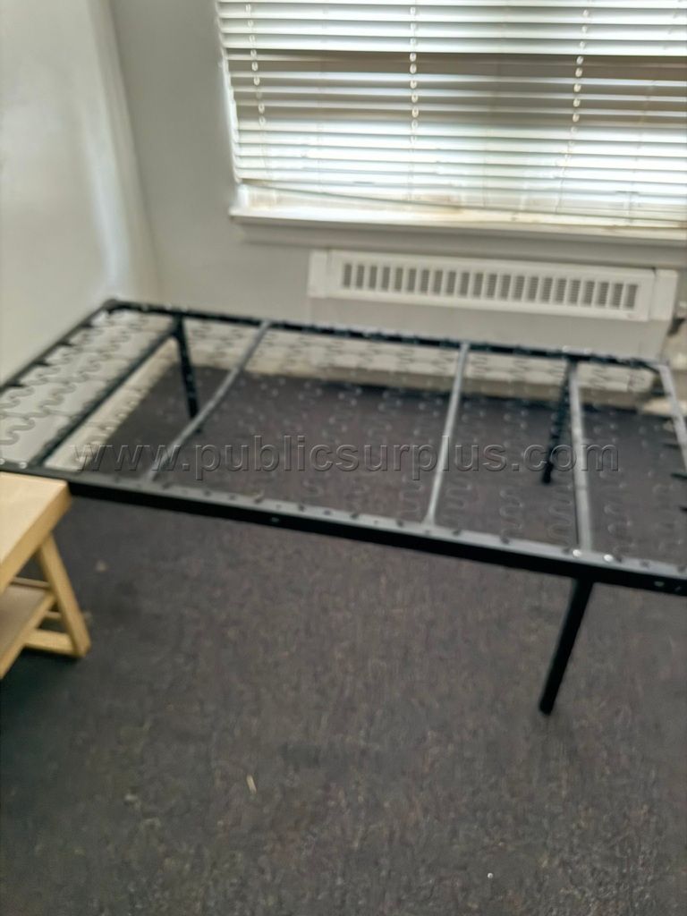 Bed frames — photo 1