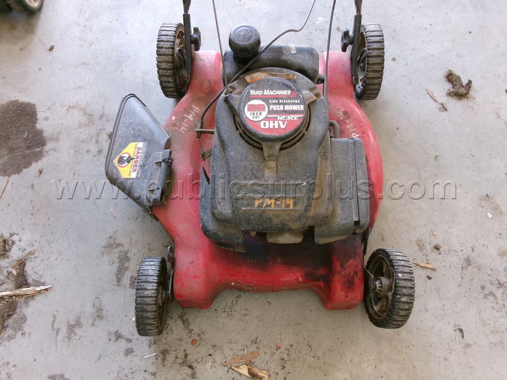Yard Machine Push Mower — photo 1