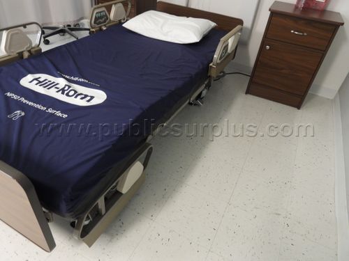 HOSPITAL BED WITH MATTRESS (221072 NB) — photo 1