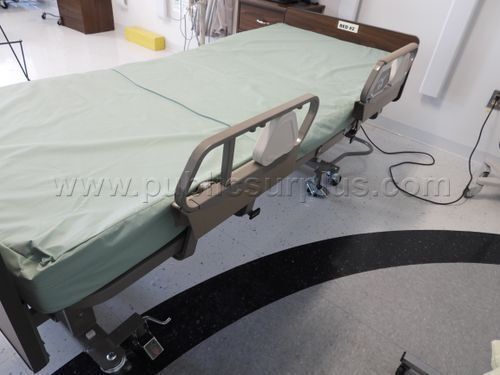 HOSPITAL BED WITH MATTRESS (221069 NB) — photo 1