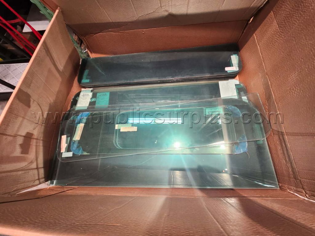 Lot of MISC WINDOW GLASS — photo 1