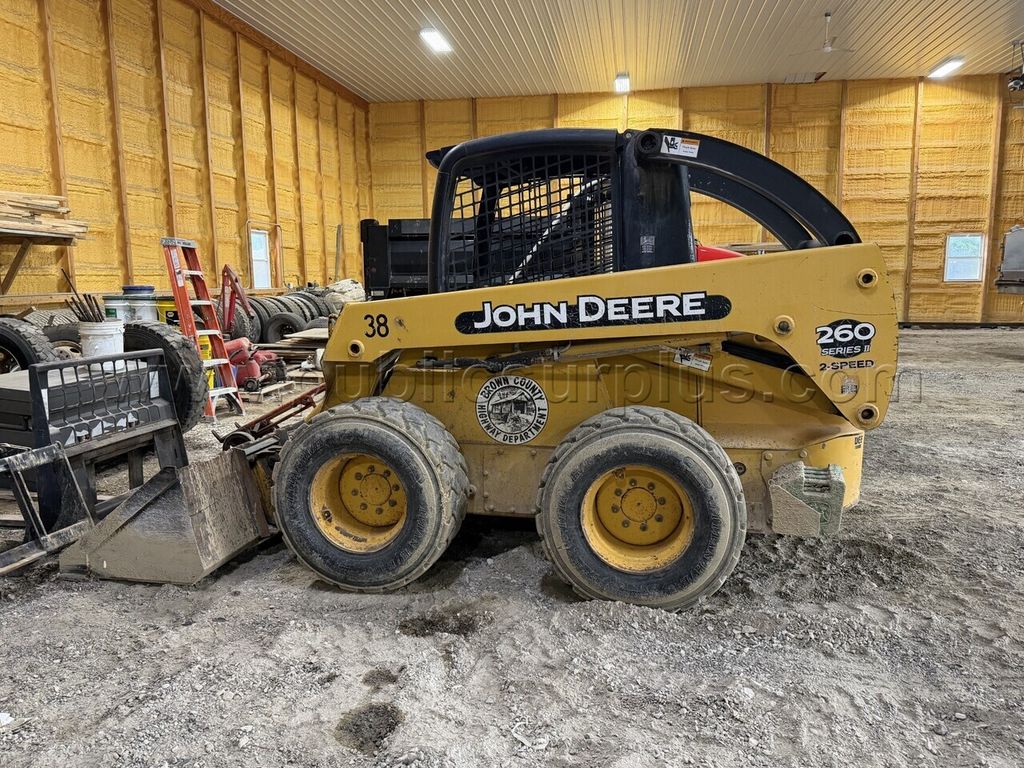 2003 John Deere 260 Series 2 Skid Steer — photo 1