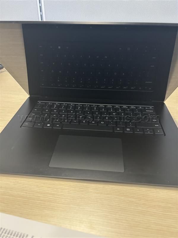 Surface Laptop 4 (8996) — photo 1